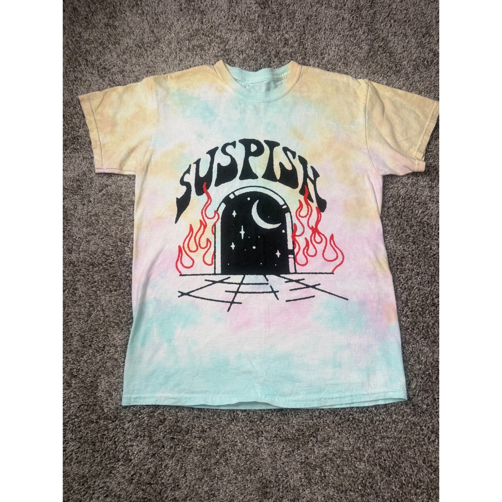 Bailey Sarian Suspish Tie Dye Graphic T-Shirt Unisex M Murder Mystery Makeup
